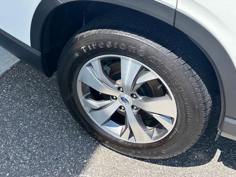 Used 2023 Subaru Ascent Premium w/ Convenience Package AWD/4WD image 27