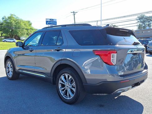 Certified 2023 Ford Explorer XLT w/ Equipment Group 202A AWD/4WD image 4
