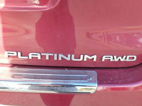 Certified 2022 Toyota Highlander Platinum image 5