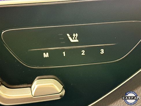 Used 2025 Mercedes-Benz GLC 350e 4MATIC image 22