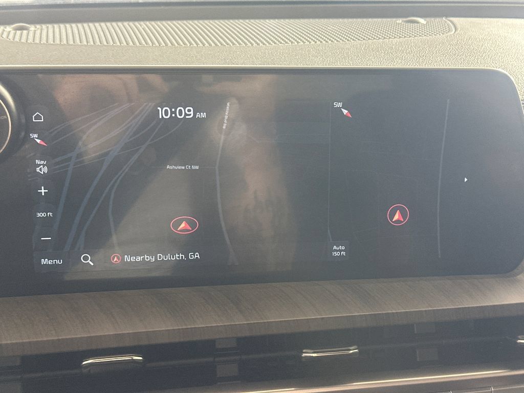 Used 2024 Kia Telluride EX w/ EX Captain's Chair Package FWD image 5