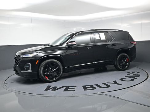 Certified 2023 Chevrolet Traverse Premier w/ Redline Edition image 6