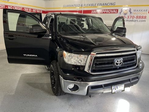 Used 2012 Toyota Tundra 4x4 Double Cab w/ Tow Pkg image 9