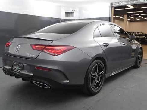 Used 2022 Mercedes-Benz CLA 250 4MATIC image 5