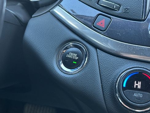 Used 2019 Chevrolet Impala LT image 21