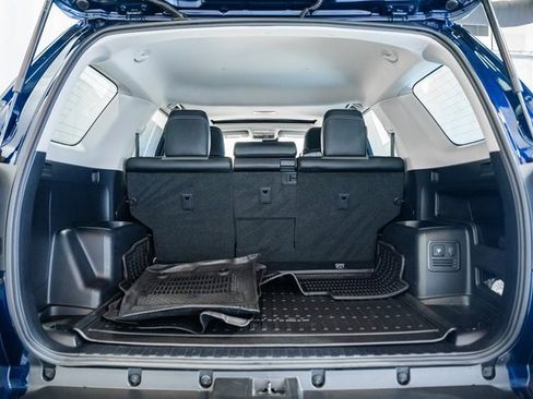 Used 2024 Toyota 4Runner SR5 Premium image 7