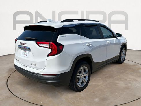 Certified 2023 GMC Terrain SLE w/ Driver Convenience Package FWD image 10