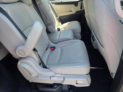 Used 2025 Honda Odyssey EX-L image 17