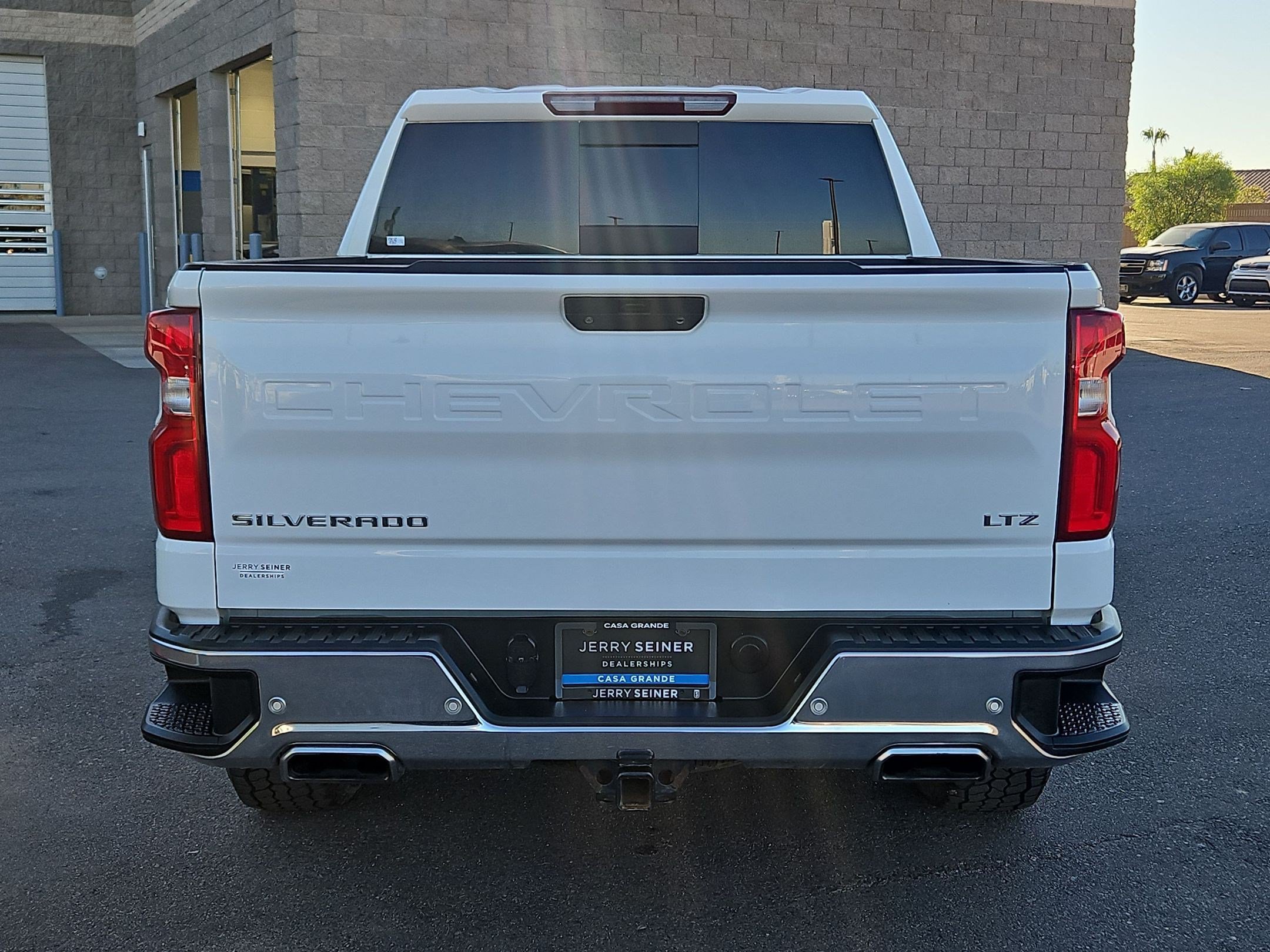 Certified 2021 Chevrolet Silverado 1500 LTZ AWD/4WD image 5