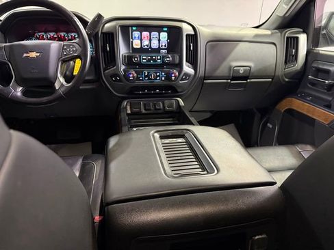 Used 2018 Chevrolet Silverado 1500 LTZ w/ Sport Package image 28
