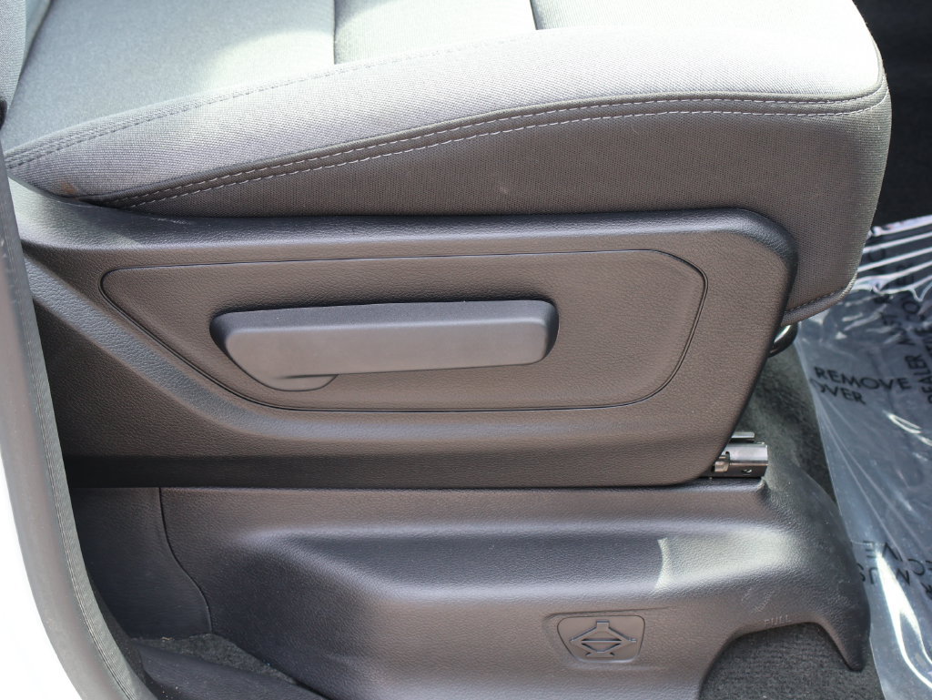 Used 2023 RAM 1500 Big Horn AWD/4WD image 9