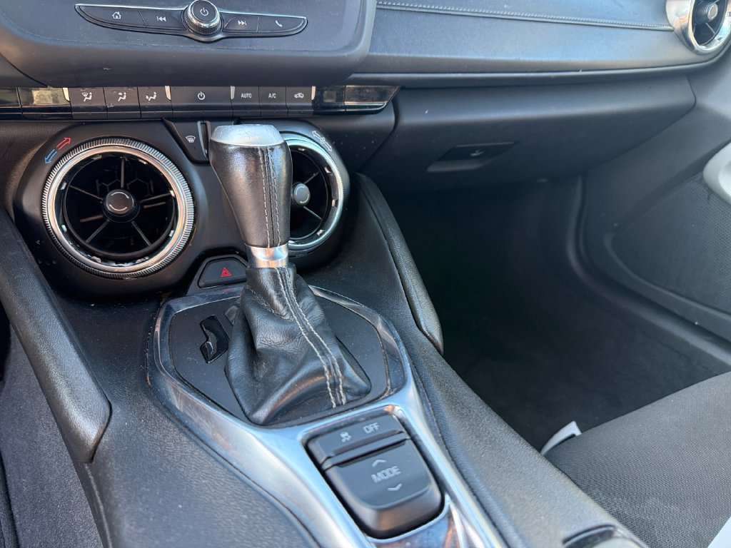 Used 2023 Chevrolet Camaro LT RWD image 23