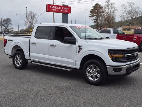 Used 2025 Ford F150 XLT w/ Equipment Group 301A Standard AWD/4WD image 7