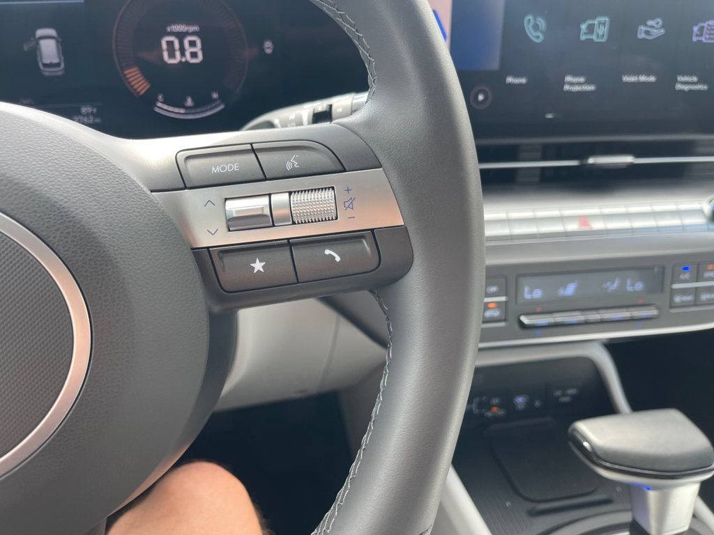 Used 2026 Hyundai Kona SEL Sport FWD image 16