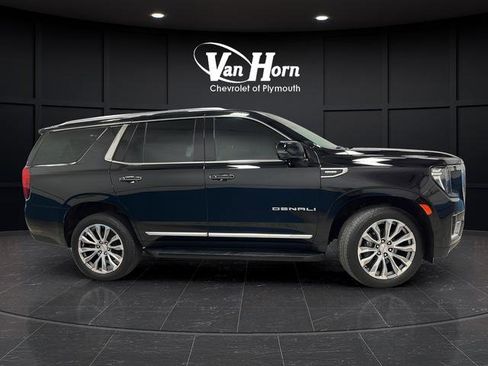 Used 2021 GMC Yukon Denali AWD/4WD image 8