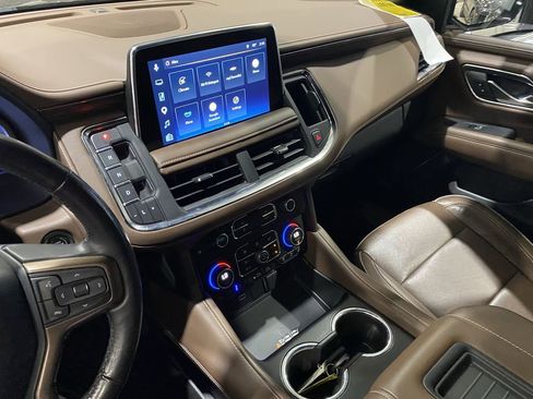 Used 2023 Chevrolet Tahoe High Country RWD image 8