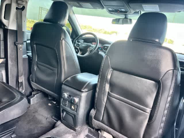 Used 2022 Ford Explorer XLT w/ Equipment Group 202A RWD image 13