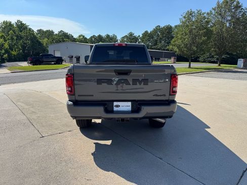 Used 2026 RAM 2500 Big Horn AWD/4WD image 4