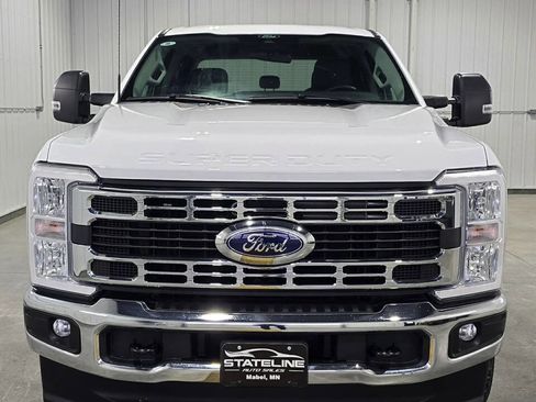Used 2024 Ford F350 XLT w/ FX4 Off-Road Package image 3
