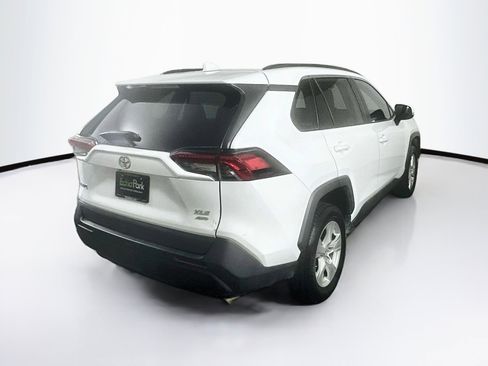 Used 2019 Toyota RAV4 XLE w/ Convenience Package AWD/4WD image 9