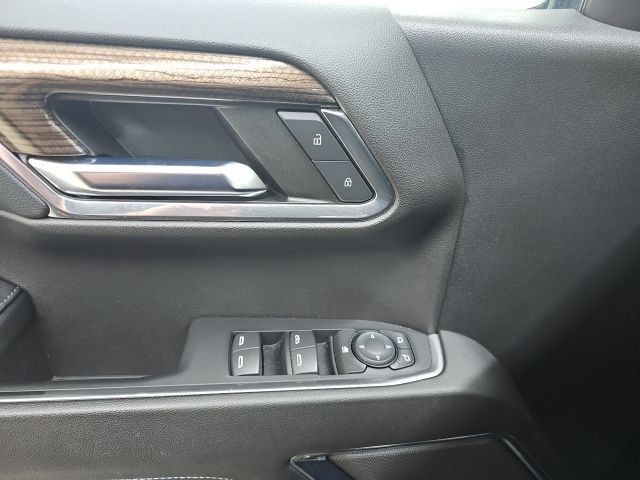 Used 2023 Chevrolet Silverado 1500 LT AWD/4WD image 26