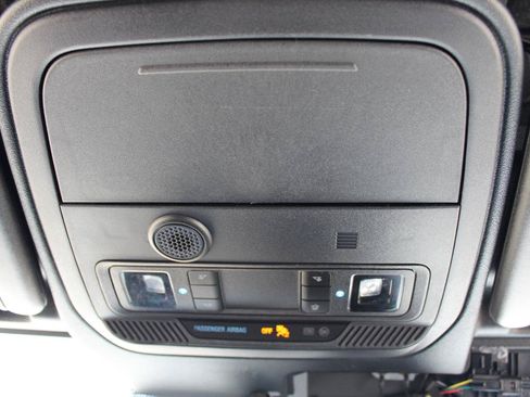 Used 2025 Ford Bronco Outer Banks AWD/4WD image 52