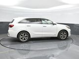 Used 2019 Kia Sorento SX image 4