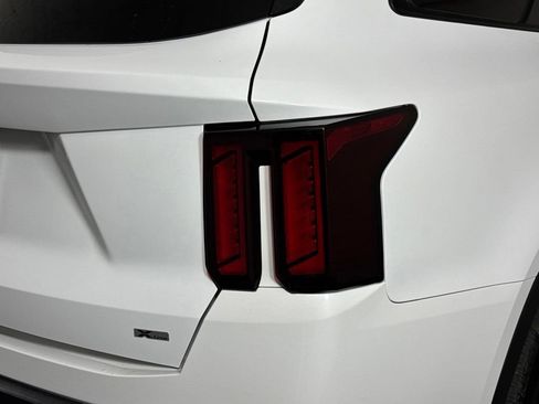 Used 2025 Kia Sorento X-Line EX AWD/4WD image 55