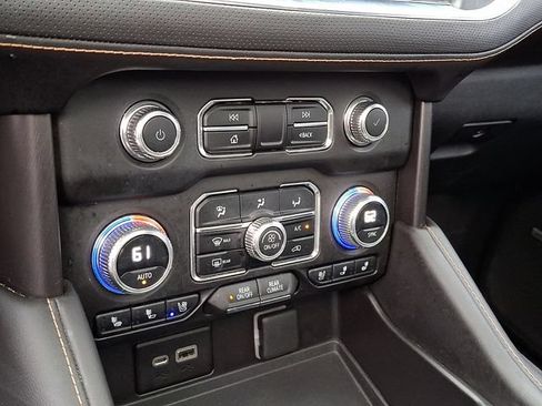 Certified 2023 GMC Yukon AT4 AWD/4WD image 18