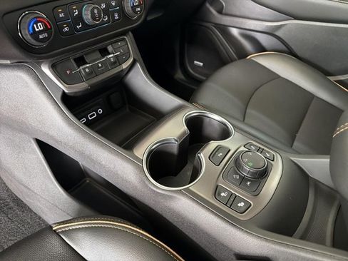 Used 2023 GMC Terrain AT4 w/ Infotainment Package II AWD/4WD image 21