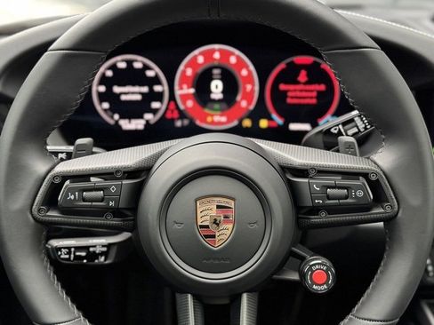 Used 2026 Porsche 911 Carrera GTS image 17