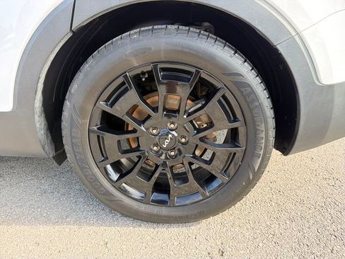 Used 2022 Kia Telluride SX w/ Nightfall Edition Package AWD/4WD image 26