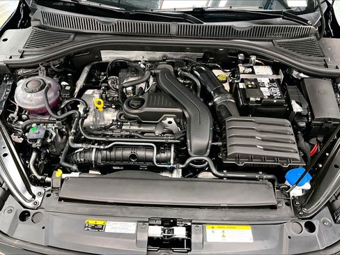 New 2026 Volkswagen Jetta SE FWD image 13