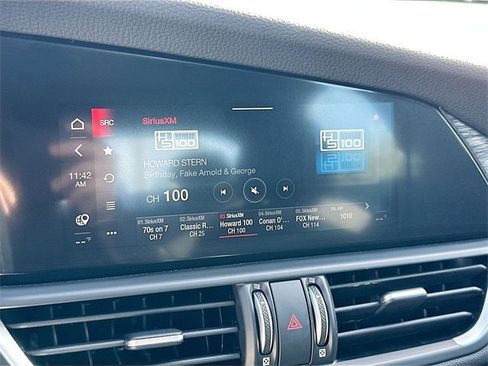 Used 2023 Alfa Romeo Giulia Sprint image 14