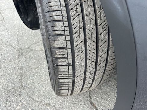 Used 2022 Tesla Model Y Performance image 35