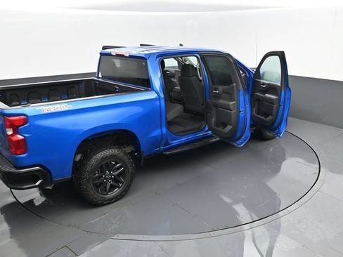 Used 2024 Chevrolet Silverado 1500 Custom Trail Boss w/ LPO, Dark Essentials Package AWD/4WD image 25