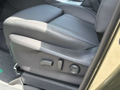 New 2026 Subaru Ascent Limited AWD/4WD image 26