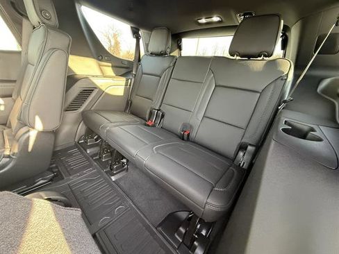 Used 2026 GMC Yukon Denali w/ Denali Reserve Package image 23