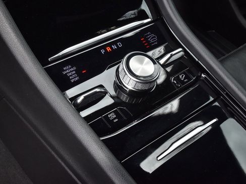 Used 2022 Jeep Grand Cherokee L Overland image 31