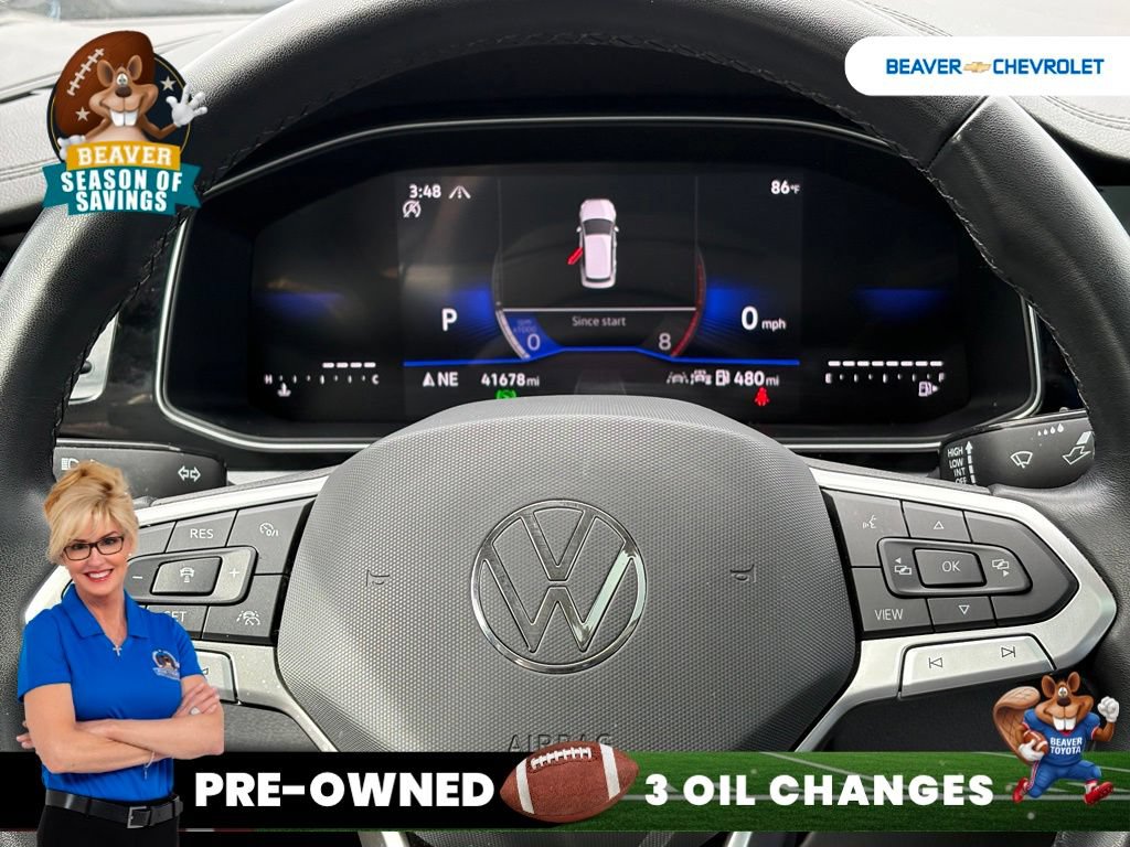 Used 2025 Volkswagen Jetta SE FWD image 19
