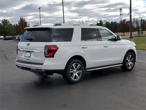 Certified 2023 Ford Expedition Limited image 3