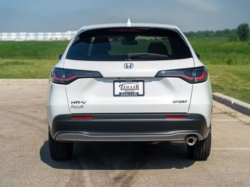 New 2026 Honda HR-V Sport image 6