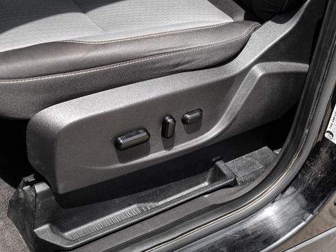 Used 2019 Ford Escape SE image 31