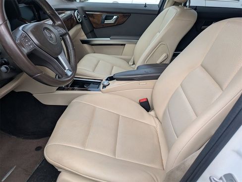 Used 2015 Mercedes-Benz GLK 350 2WD image 8