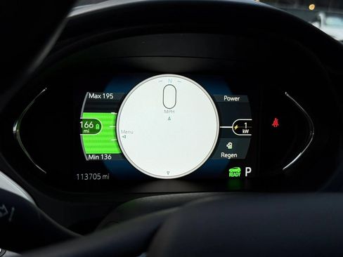 Used 2017 Chevrolet Bolt LT FWD image 17