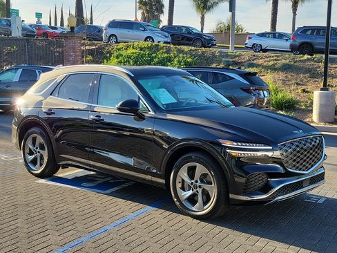 Certified 2026 Genesis GV70 2.5T Advanced image 26