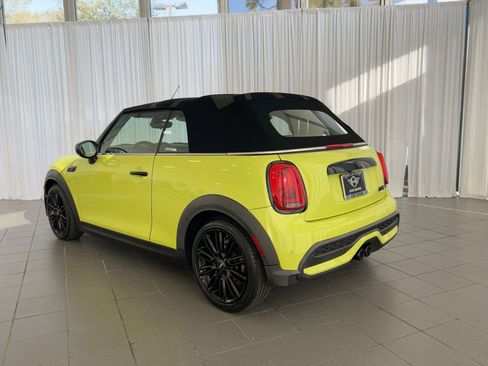 Certified 2023 MINI Cooper S image 3