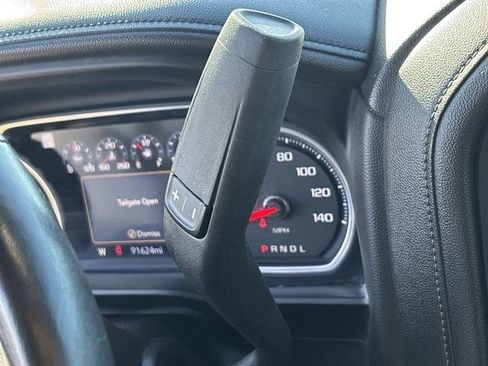 Used 2022 Chevrolet Silverado 3500 High Country image 17