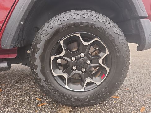 Used 2021 Jeep Wrangler Unlimited Sport image 33