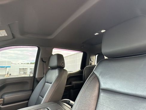 Used 2022 Chevrolet Silverado 1500 LT Trail Boss w/ Convenience Package II image 13